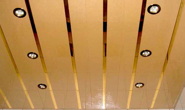Реечный алюминиевый потолок: плюсы и минусы