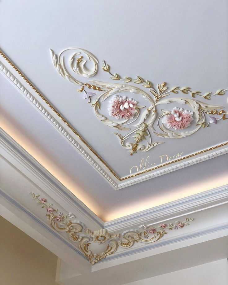 Потолочная плитка из пенопласта (54 фото): как выбрать для потолка, чем можно покрасить пенопластовые плиточные покрытия, размеры изделий