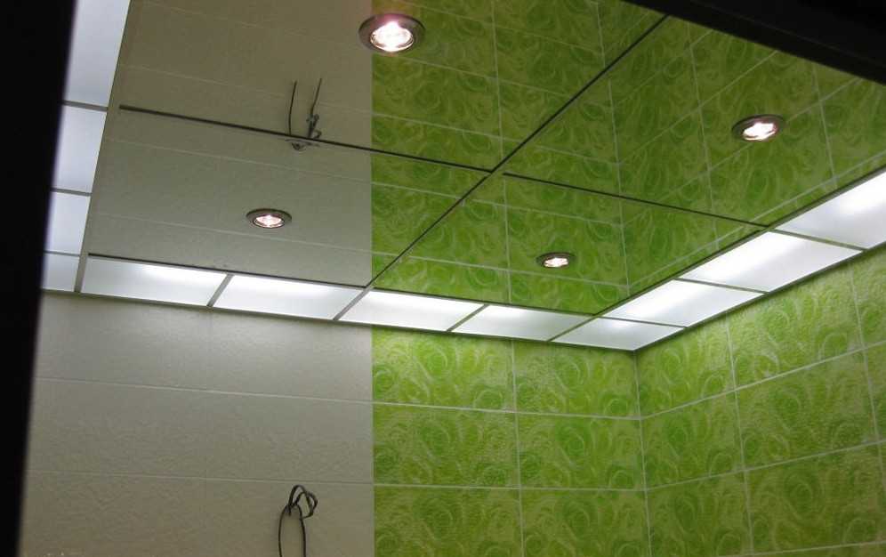 Отделка потолка в ванной: подбор материалов отделки. советы, какой потолок лучше сделать, 125 фото примеров