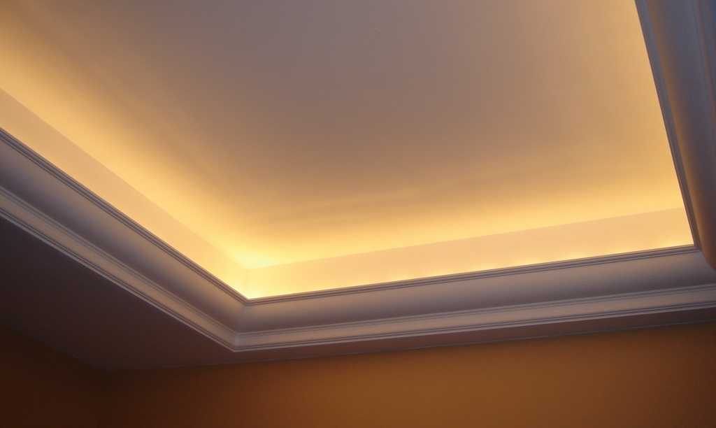 Монтаж светодиодной ленты в потолок из гипсокартона и натяжного потолка