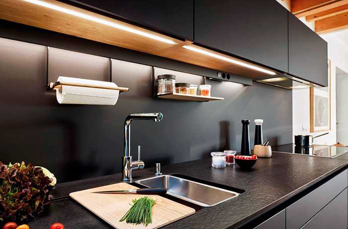 Светодиодная лента на кухню под шкафы: инструкция по установке