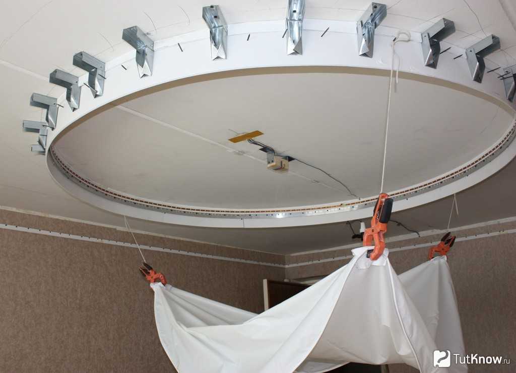 Монтаж двухуровневого натяжного потолка: установка профиля для двухуровневых конструкций своими руками, технология сборки потолка