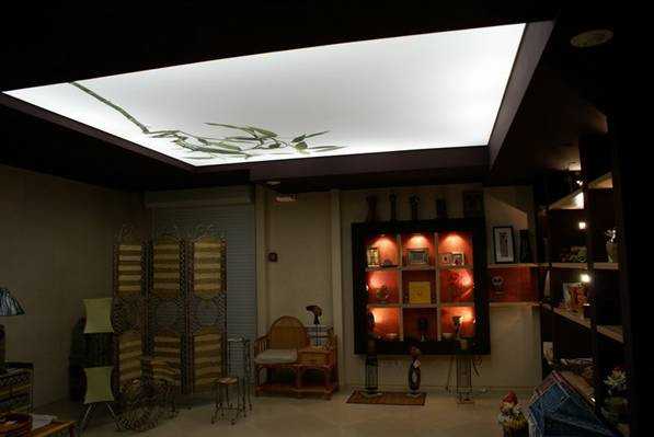 Натяжной потолок с диодной подсветкой: изучаем суть
