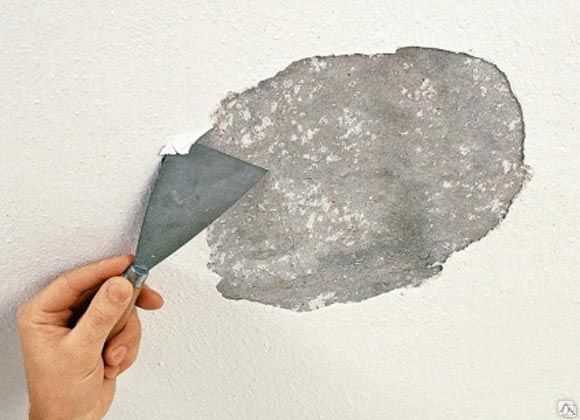 Удаление старой краски с потолка и стен: как снять побелку