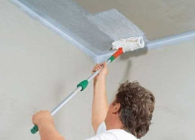 Способы, как и чем помыть потолок, покрашенный водоэмульсионной краской