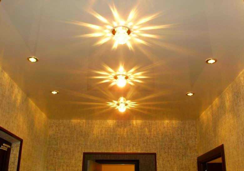 Двухуровневые натяжные потолки с подсветкой (56 фото): двухуровневые потолочные покрытия из гипсокартона со светодиодным освещением