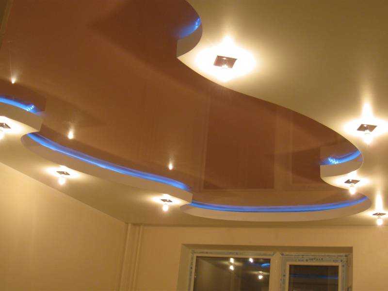 Потолок из гипсокартона с подсветкой: инструкция как сделать своими руками, видео и фото