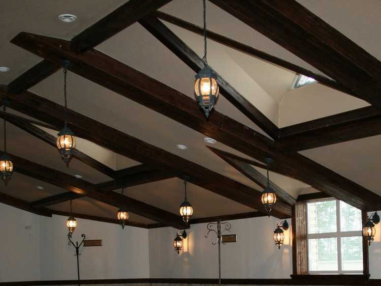 Декоративные балки на потолок