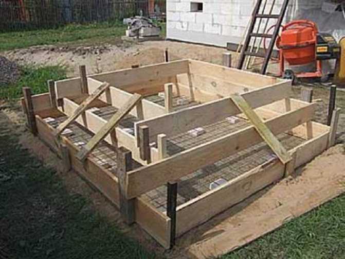 Крыльцо из бетона — выбор формы и расчет размера, пошаговая инструкция по изготовлению своими руками