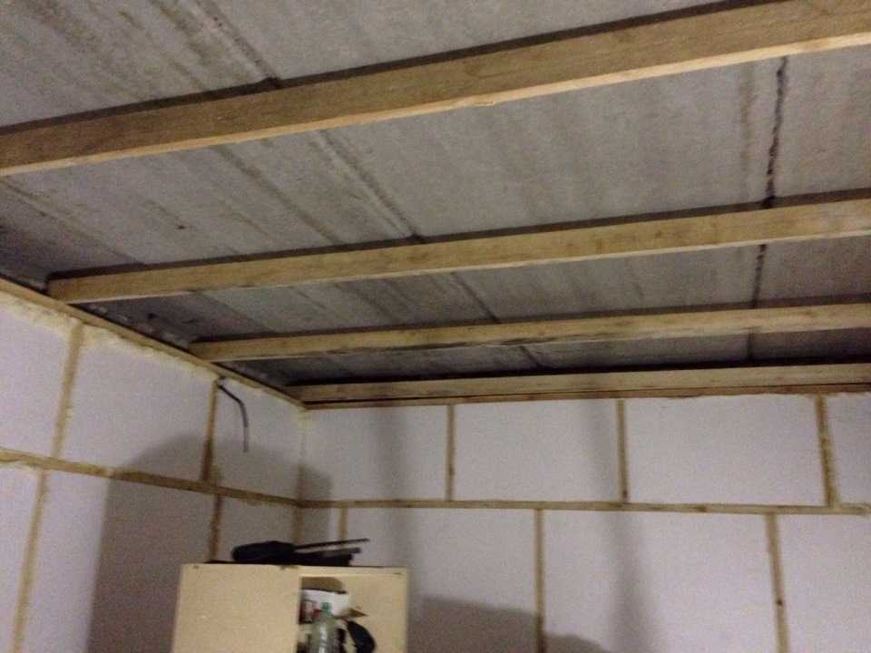Утепление потолка в гараже изнутри: недорого пеноплексом своими руками и пенопластом