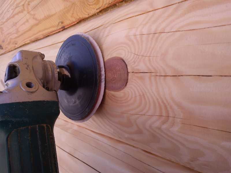 Особенности выполнения работ по шлифовке деревянного дома
