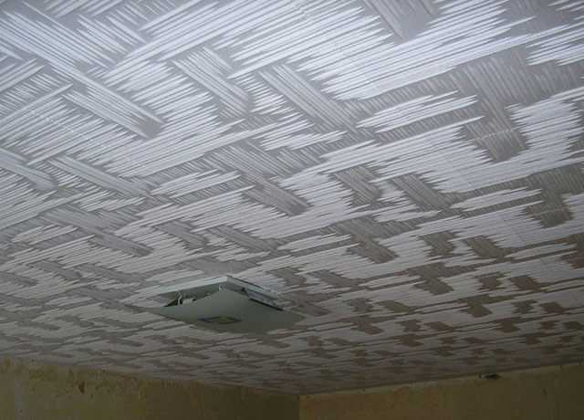 Бесшовная потолочная плитка (46 фото): текстура плитки на потолок, виды укладки