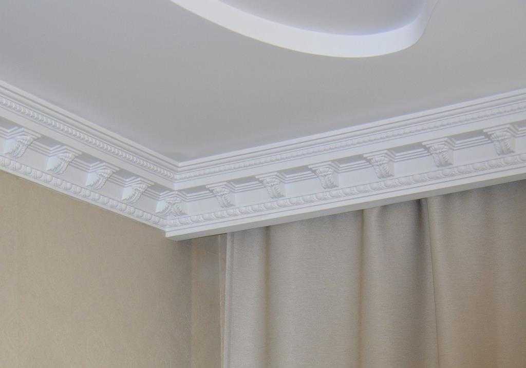 Гипсовый потолочный плинтус — потолочные карнизы из гипса, гипсовые плинтуса на потолок