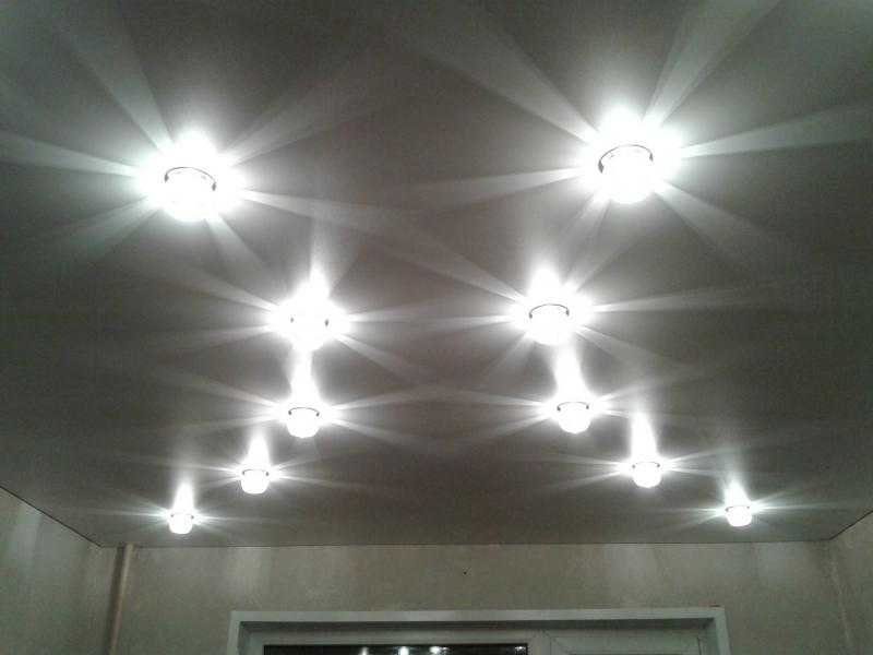 Как сделать монтаж потолочных светильников
