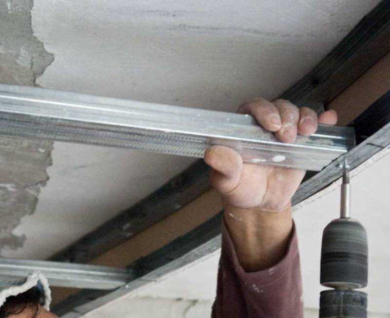 Как крепить пвх панели к потолку – 4 проверенных варианта