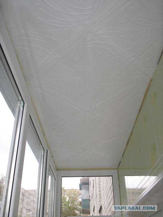 Потолок на балконе - из чего лучше сделать, обзор материалов для отделки