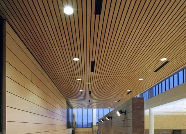 Потолок из деревянных реек (59 фото) — деревянная реечная подвесная конструкция с промежутками