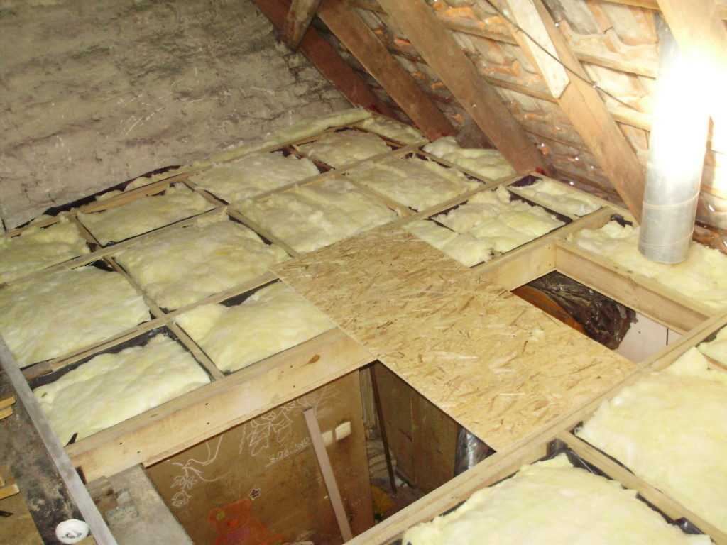 Как утеплить потолок в бане минватой - строим баню или сауну