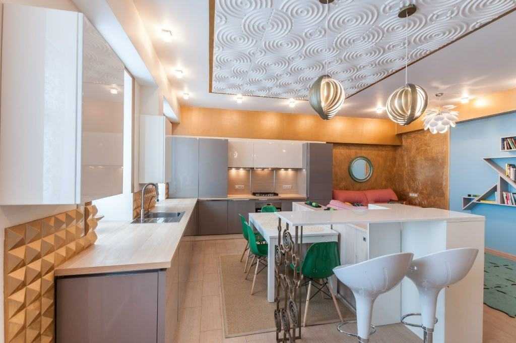 Подвесной потолок на кухне: фото интерьеров и выбор оптимального варианта