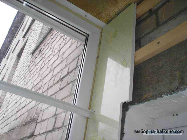 Особенности и порядок монтажа потолка из пвх панелей на балконе