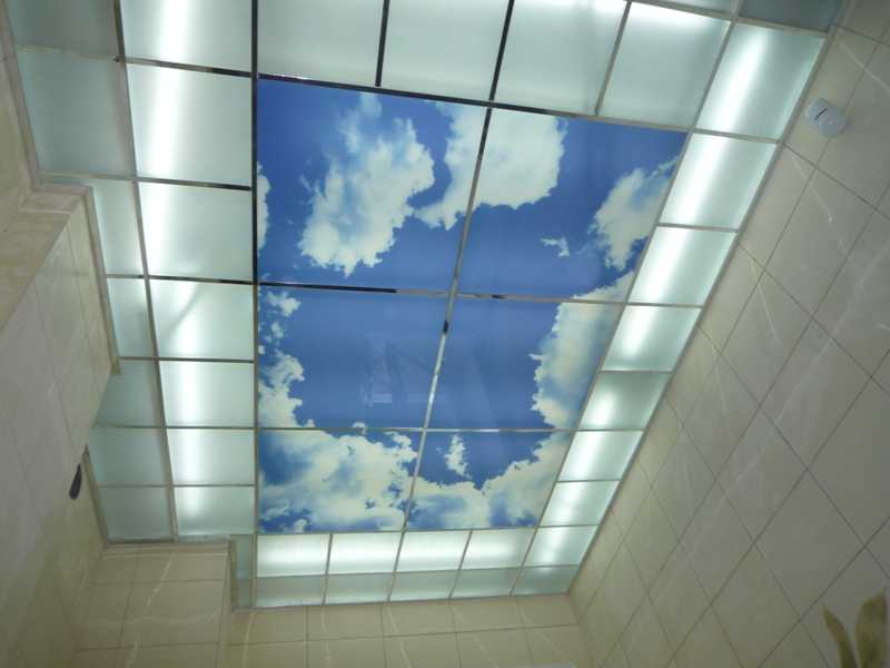 Стеклянный потолок: стеклянные панели для потолка, потолок из стекла с подсветкой, из акрилового стекла, матовый потолок со стеклом, установка прозрачного потолка