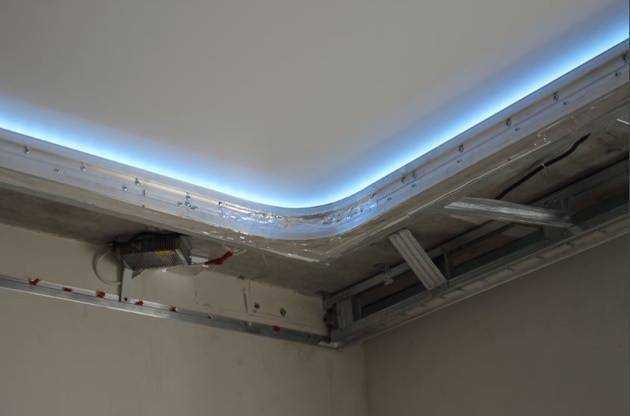 Скрытая подсветка потолка своими руками, как сделать нишу для подсветки