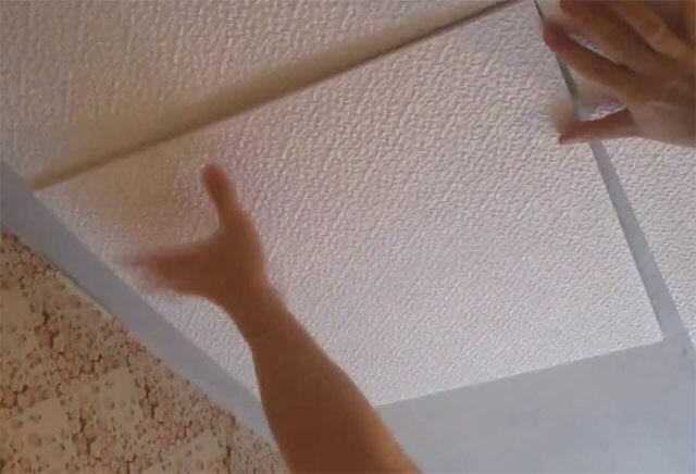 Как клеить потолочную плитку на побелку рекомендации