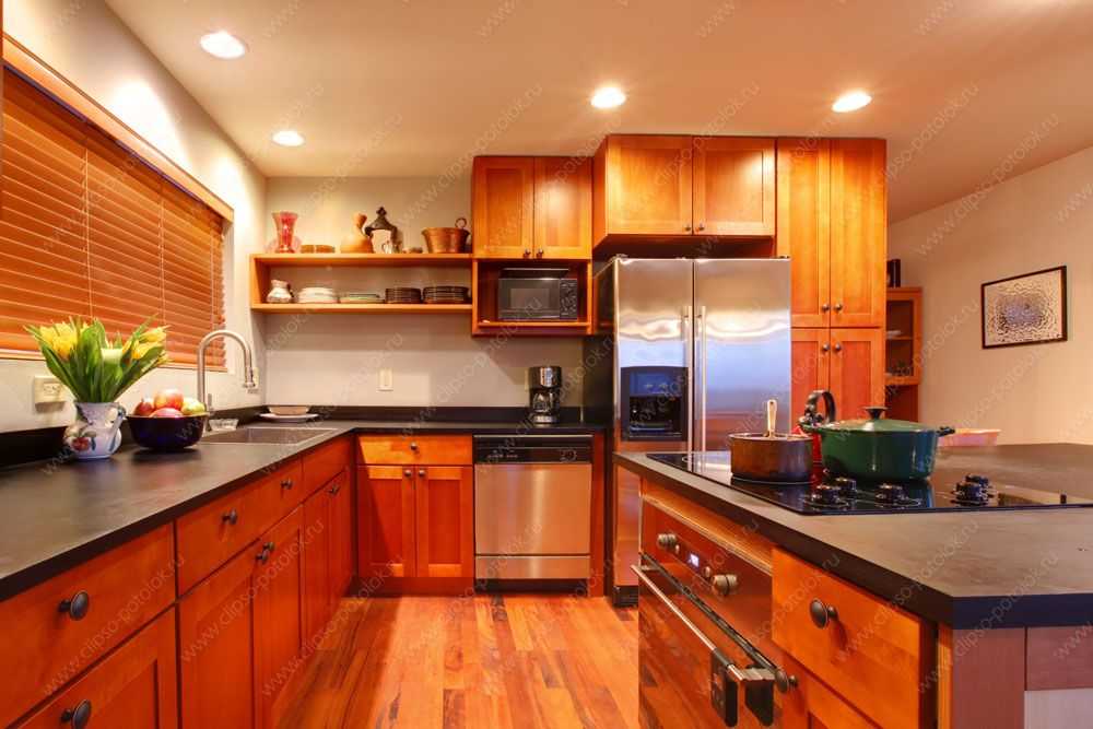 Можно ли делать натяжной потолок на кухне – все за и против