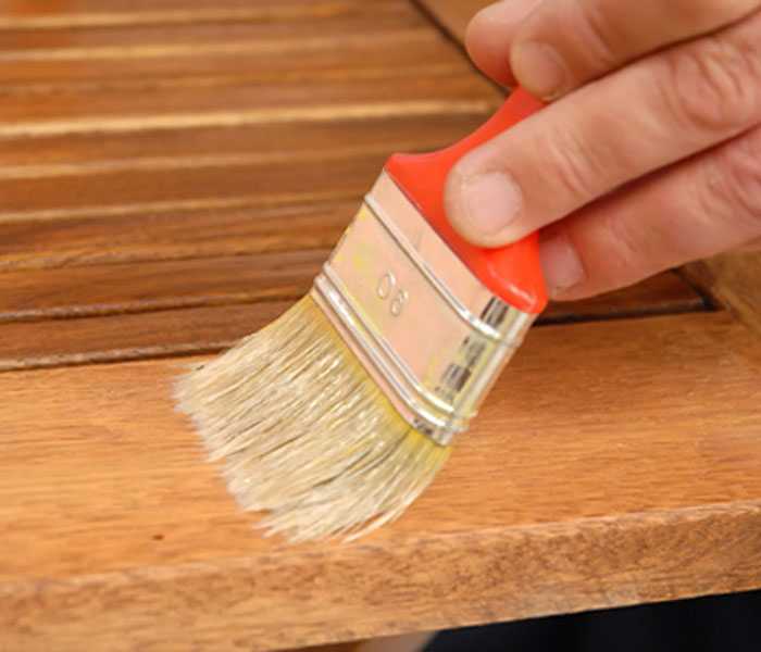 Покрытие пола лаком: покраска деревянного паркета, как правильно и каким лаком покрыть половую доску на даче, фото и видео