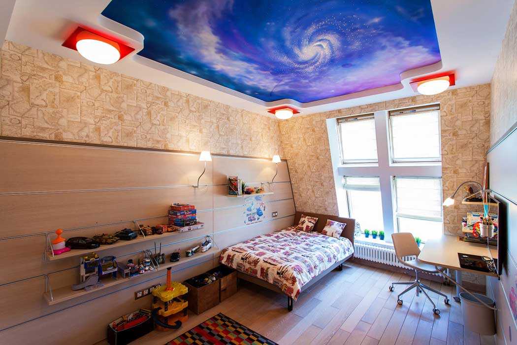 Освещение в детской комнате (54 фото): светильники для натяжного потолка в комнату мальчика-подростка и школьника, идеи современного дизайна 2021