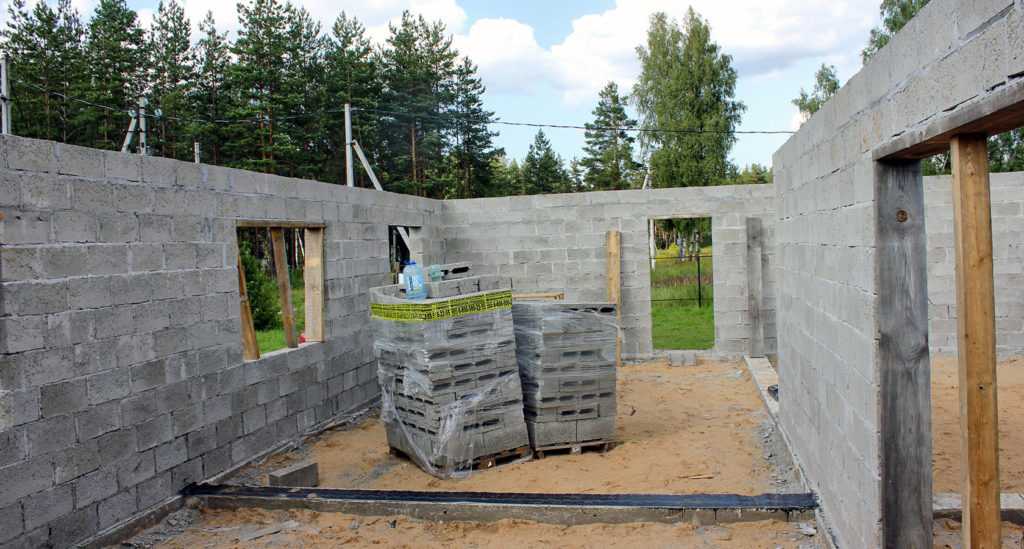 Строительство дома из керамзитобетонных блоков своими руками