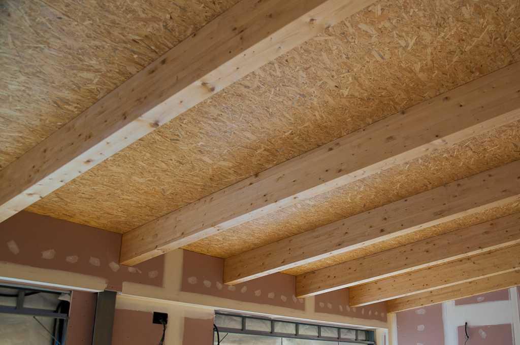 Обшить потолок осб-плитами: чистовая отделка и обрешетка для подшивки в частном доме и гараже, толщина осп, чем покрыть