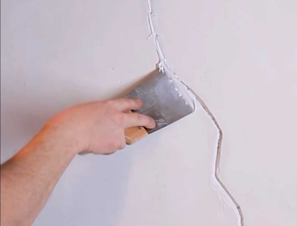 Заделываем швы между панелями на потолке: инструкция заделки своими руками | ремонтсами! | информационный портал