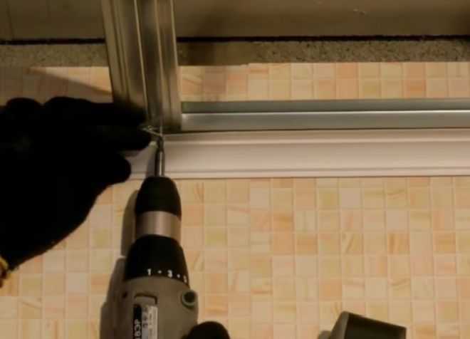 Как крепить пвх панели к потолку – 4 проверенных варианта