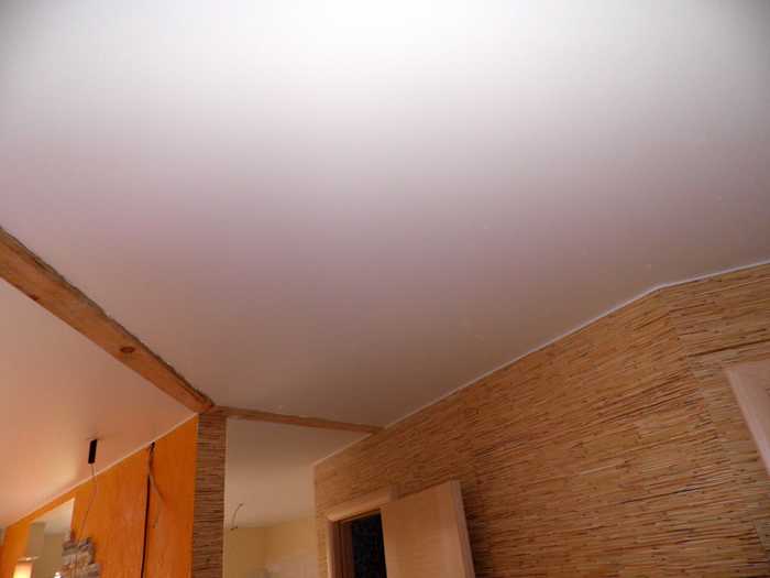 Чем хороши натяжные потолки, какое полотно лучше выбрать, материал