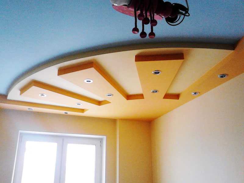 Дизайн потолков из гипсокартона (45 фото): преимущества и виды, одноуровневые, многоуровневые и фигурные конструкции