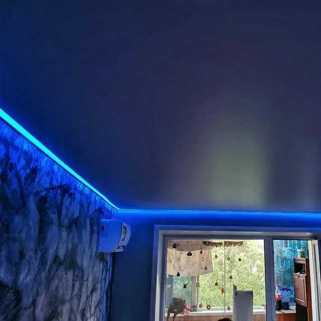 Подсветка натяжного потолка светодиодной лентой
