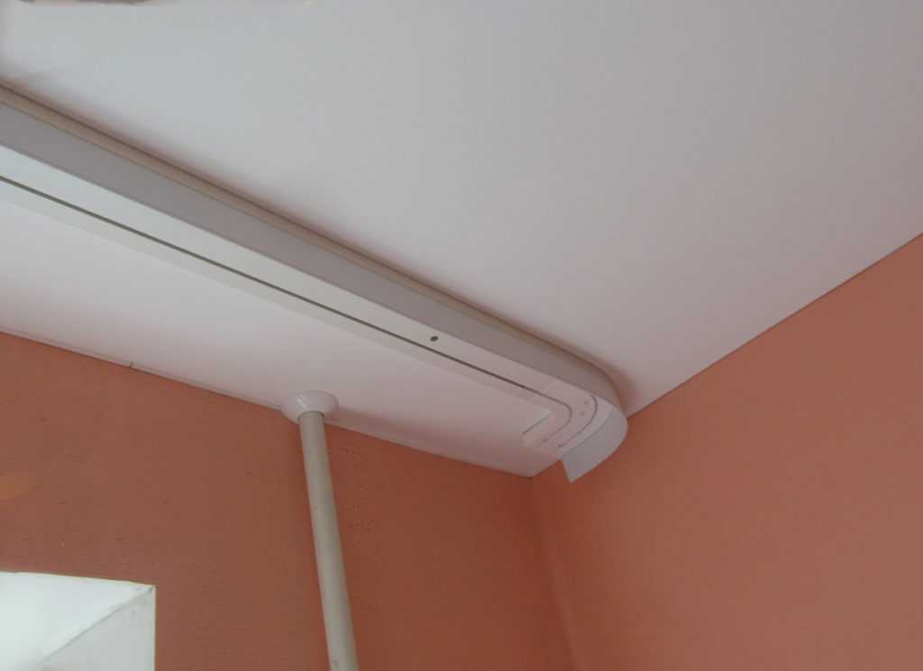 Ниша для штор в натяжном потолке: особенности конструкции, монтаж