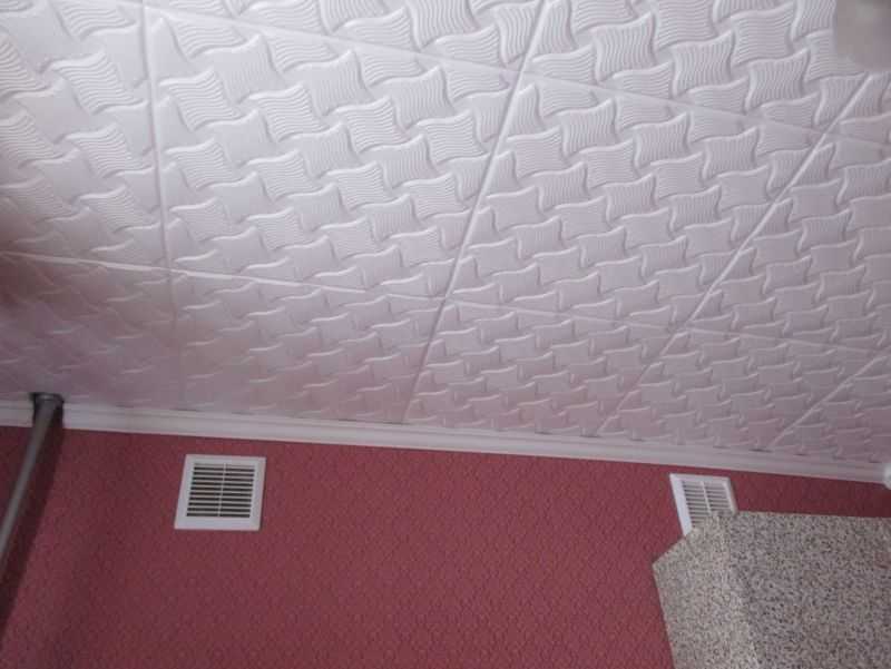 Покраска потолочной плитки из пенопласта