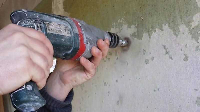 Как помыть окрашенный водоэмульсионкой потолок